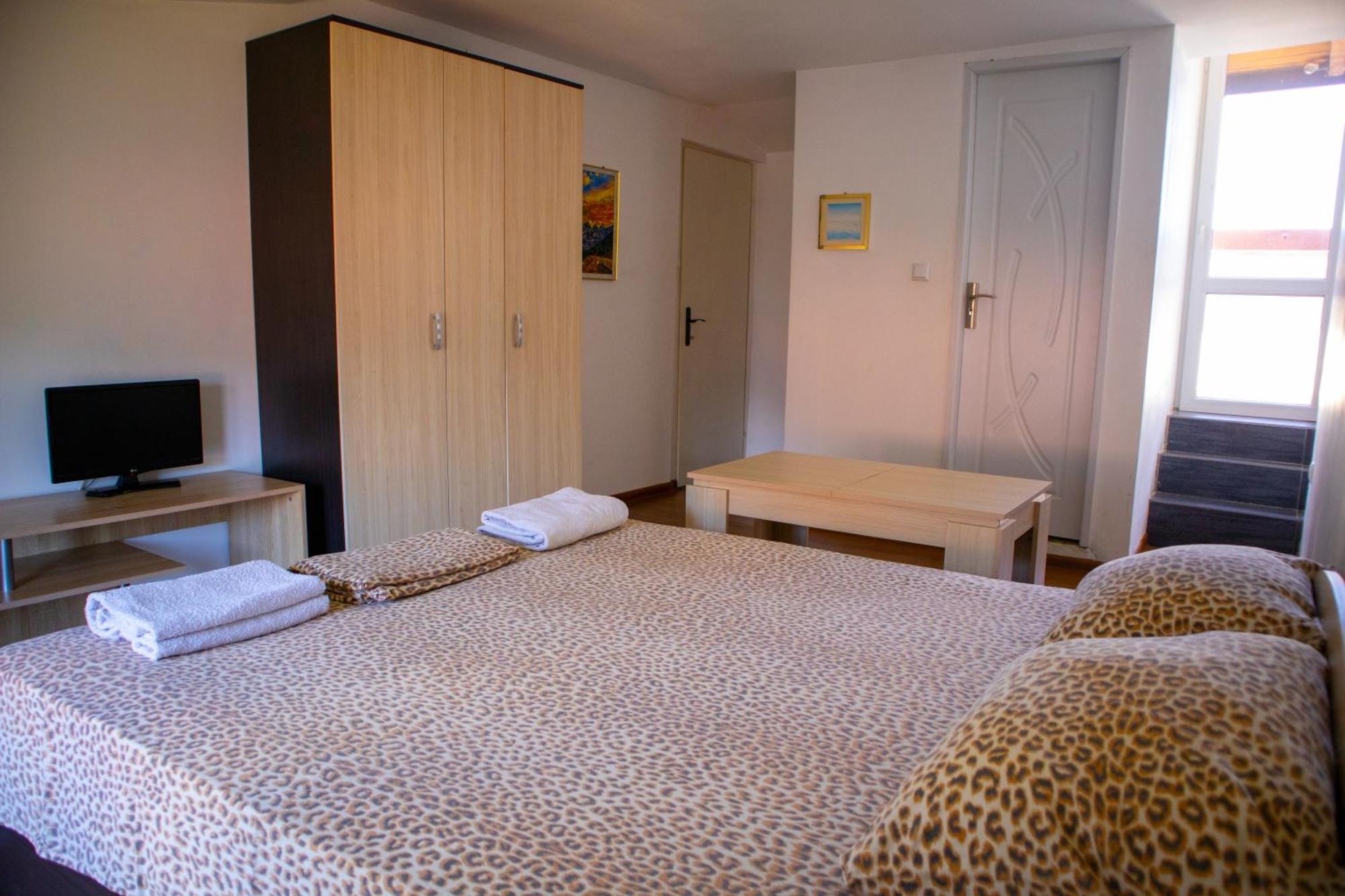 Alpin Guest House Saparewa Banja Exterior foto
